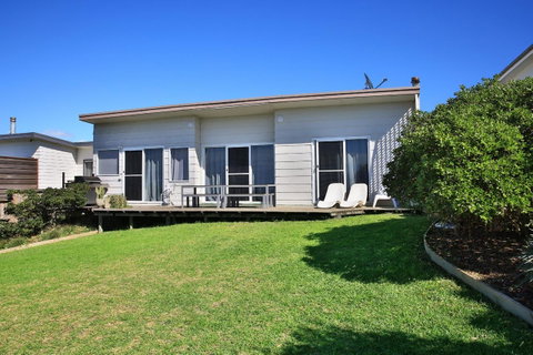 Culburra Beachhouse - Accommodation Rockhampton 9