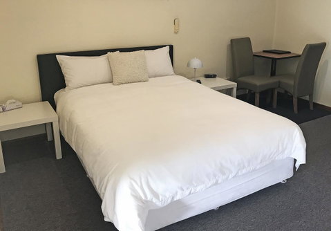 Lake Albert Motel - Accommodation Rockhampton 7