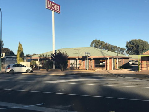 Lake Albert Motel - Accommodation Rockhampton 23