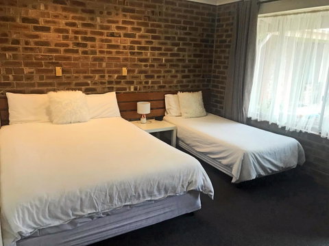 Lake Albert Motel - Accommodation Rockhampton 26