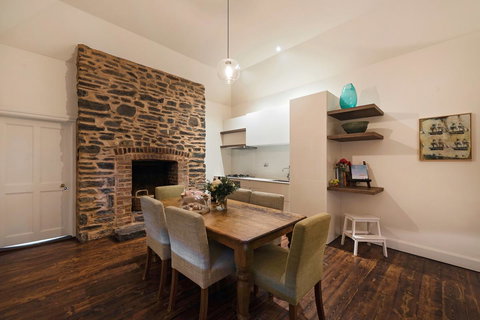 Jacobs Estate Cottage - Accommodation Rockhampton 5