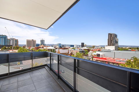 Swainson On Grote - Accommodation Rockhampton 15
