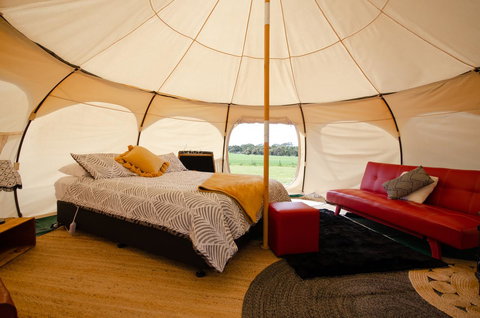Bukirk Glamping & Fancy Coops - Accommodation Rockhampton 2