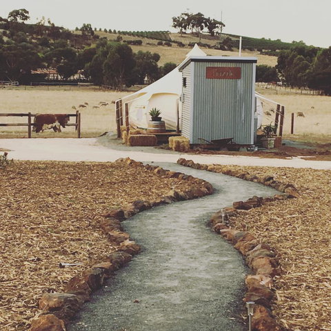 Bukirk Glamping & Fancy Coops - Accommodation Rockhampton 26