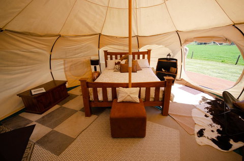 Bukirk Glamping & Fancy Coops - Accommodation Rockhampton 1