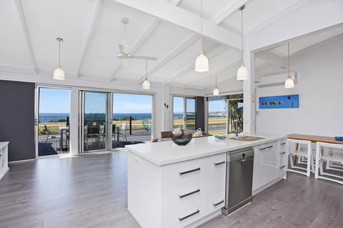 Sorrento - Aldinga Beach - Accommodation Rockhampton 13