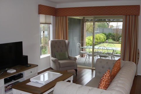 C And C Tanunda - Accommodation Rockhampton 9