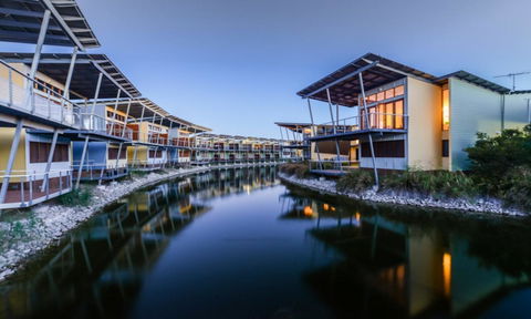 South Shores Yellowfin Villa 96 - South Shores Normanville - Accommodation Rockhampton 0