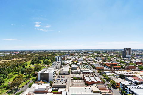 Swainson At Vue - Accommodation Rockhampton 32