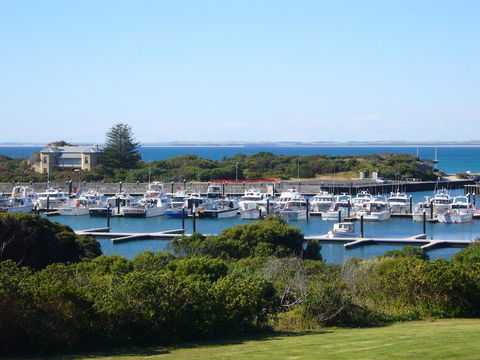 Harbour View Motel - Accommodation Rockhampton 0