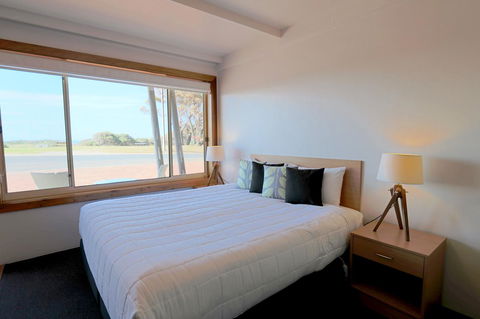 Harbour View Motel - Accommodation Rockhampton 20