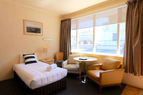 Harbour View Motel - Accommodation Rockhampton 37