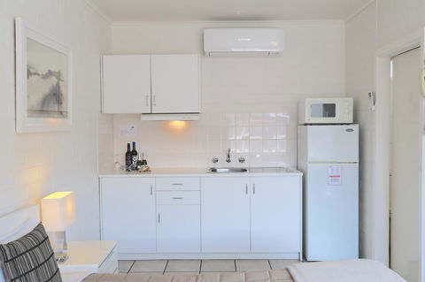 Harbour View Motel - Accommodation Rockhampton 30