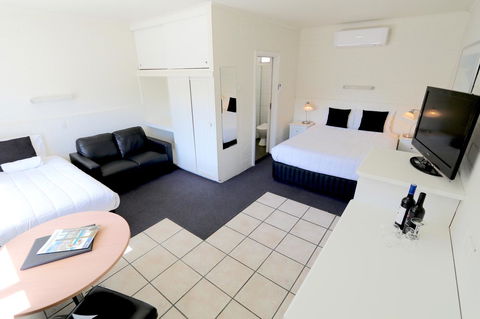 Harbour View Motel - Accommodation Rockhampton 41