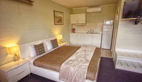 Harbour View Motel - Accommodation Rockhampton 35