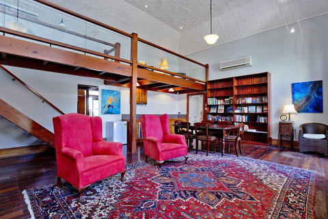 Druids Hall - Accommodation Rockhampton 1