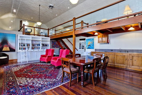 Druids Hall - Accommodation Rockhampton 2