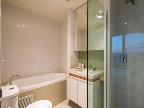 Glenelg Skyline Penthouse - Accommodation Rockhampton 21