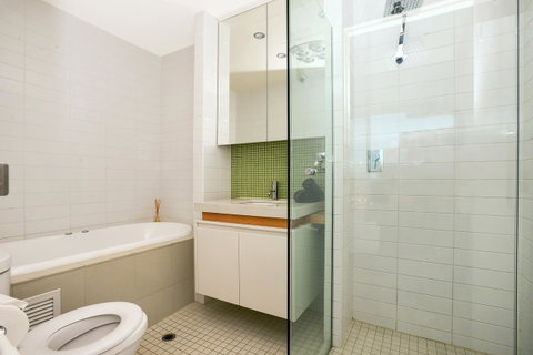 Glenelg Skyline Penthouse - Accommodation Rockhampton 42