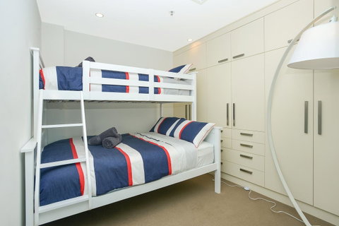 Glenelg Skyline Penthouse - Accommodation Rockhampton 44