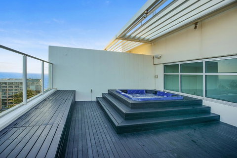 Glenelg Skyline Penthouse - Accommodation Rockhampton 16