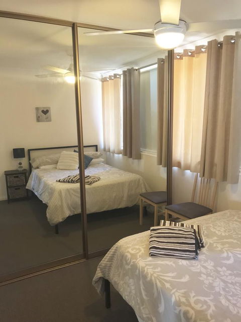 Lakeside - Accommodation Rockhampton 7