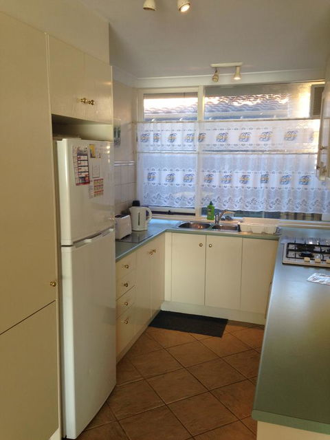 Lakeside - Accommodation Rockhampton 10
