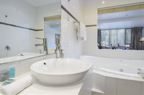 The Commodore - Accommodation Rockhampton 43