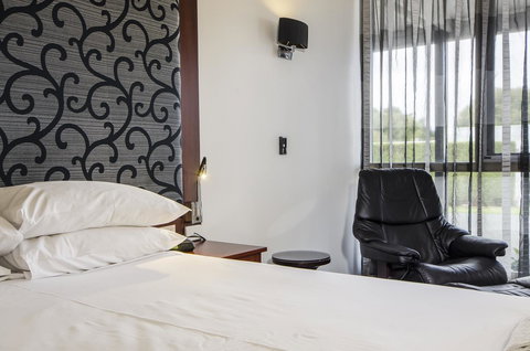 The Commodore - Accommodation Rockhampton 38