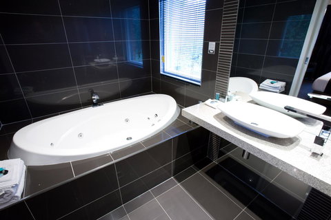 The Commodore - Accommodation Rockhampton 30