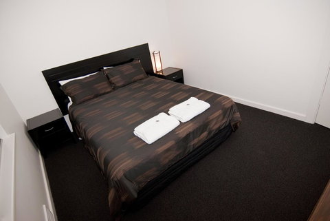 The Commodore - Accommodation Rockhampton 17