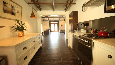 Irongate Studio B&B - Accommodation Rockhampton 18