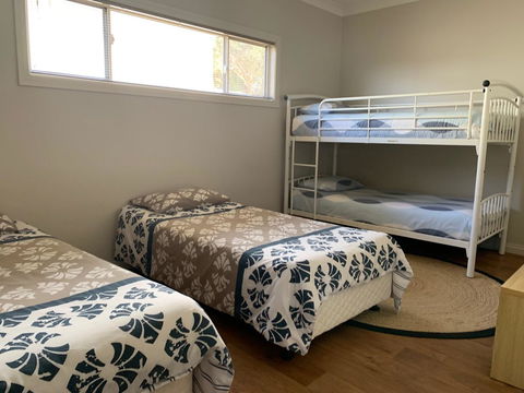 Waterfront On Osprey - Accommodation Rockhampton 16