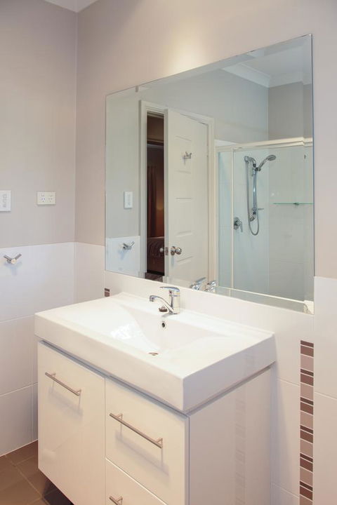 Waterfront On Osprey - Accommodation Rockhampton 22