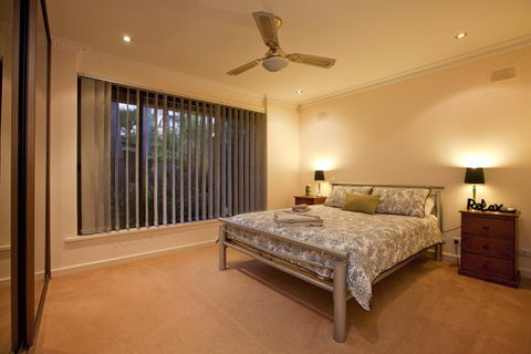 The Palms - Accommodation Rockhampton 16