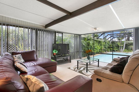 The Palms - Accommodation Rockhampton 12