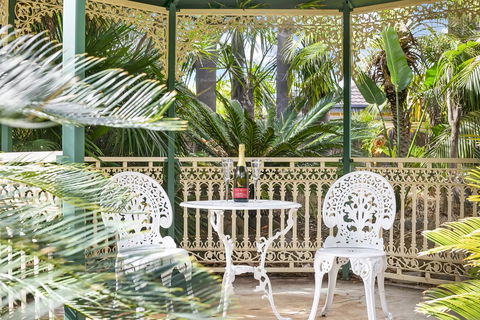 The Palms - Accommodation Rockhampton 9