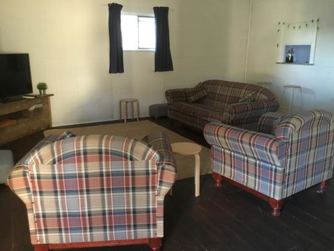 35 Trevena Road - Accommodation Rockhampton 6