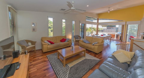 South Shores Villa 31 - South Shores Normanville - Accommodation Rockhampton 10