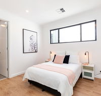 Brand new affordable luxury 3 bedroom 3 bathrooms house close to Adelaide city Chinatown beach Adelaide Airport - Accommodation Rockhampton