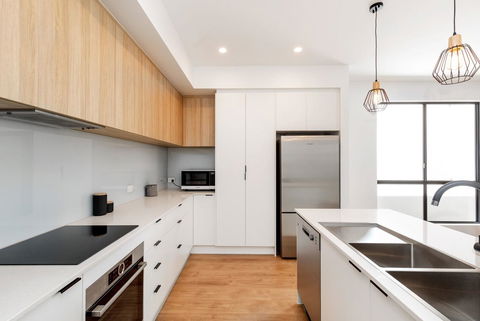 Brand New Affordable Luxury 3 Bedroom 3 Bathrooms House Close To Adelaide City, Chinatown, Beach, Adelaide Airport - Accommodation Rockhampton 7