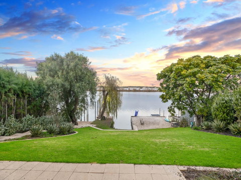 Muse On The Murray - Accommodation Rockhampton 12