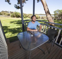 Lakeside Tourist Park - Accommodation Rockhampton