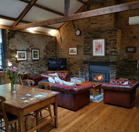 William Hunt's Retreat - Cypress Studio - Accommodation Rockhampton