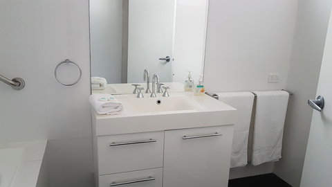 2 Austinmer Studio - Accommodation Rockhampton 6