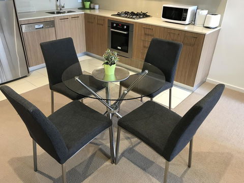 Ther-Rich 2Brm CBD Apartment - Accommodation Rockhampton 35