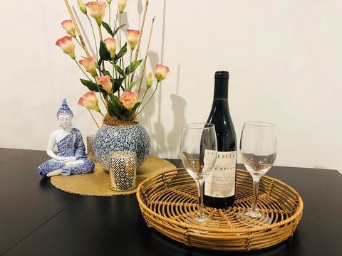 CENTRAL ESCAPE 2 BEDROOM @ ADELAIDE CBD - Accommodation Rockhampton 0