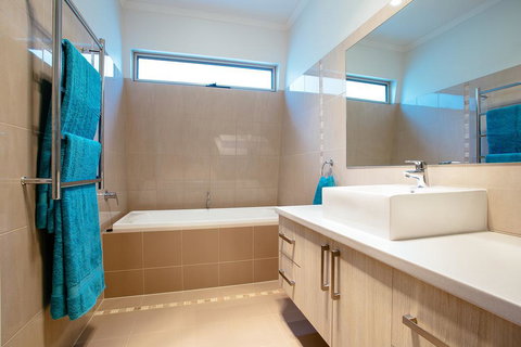 Seasalt - Accommodation Rockhampton 12