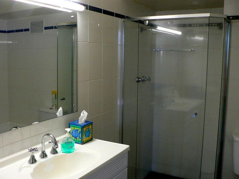 South Esplanade Apartment - Accommodation Rockhampton 2