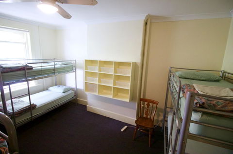 Backpack Oz - Accommodation Rockhampton 1